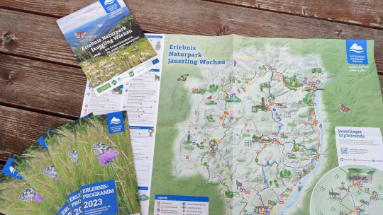 Erlebnislandkarte und Programm des Naturparkes Jauerling-Wachau