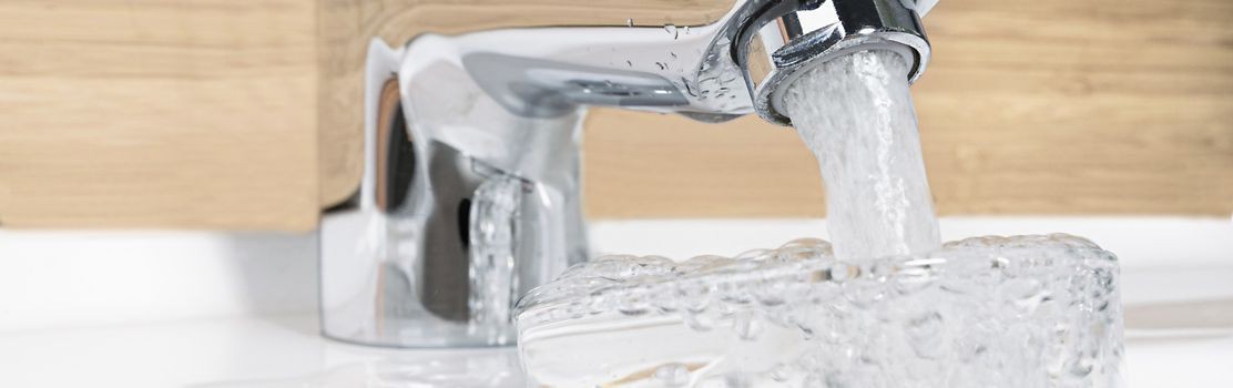 Wasserhahn