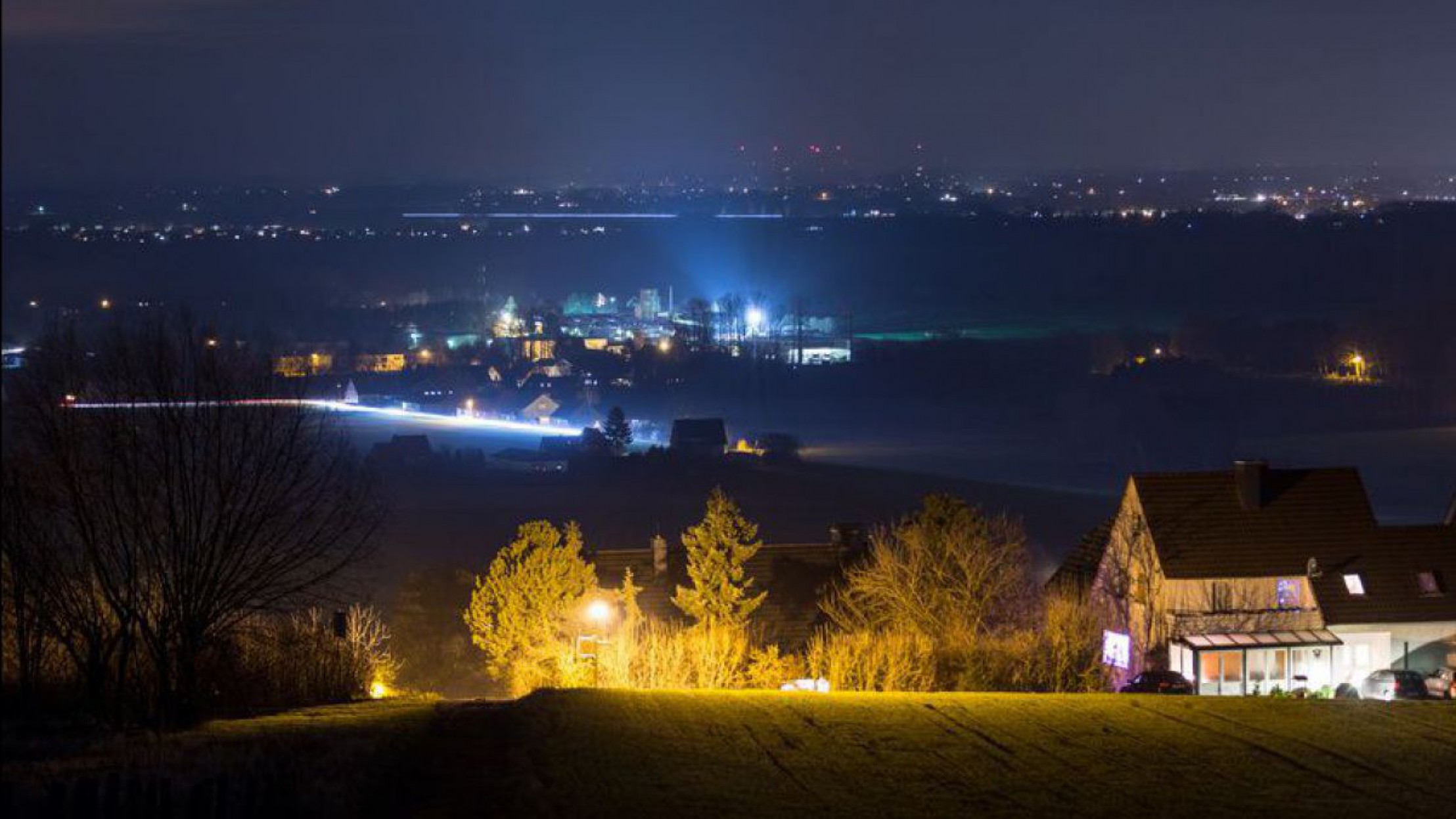 H&auml;user bei Nacht