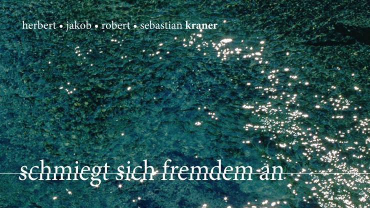 schmiegt-sich-fremdem-an